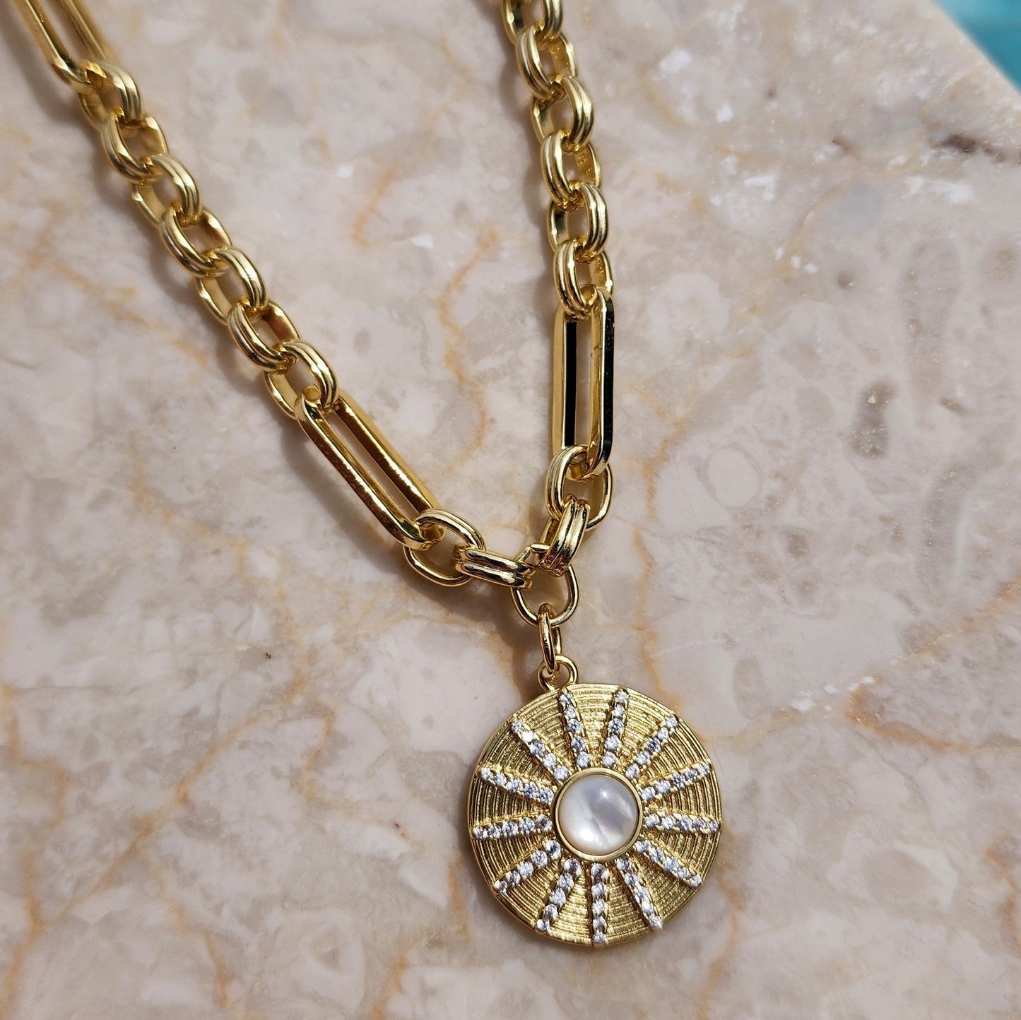Lumiere Necklace