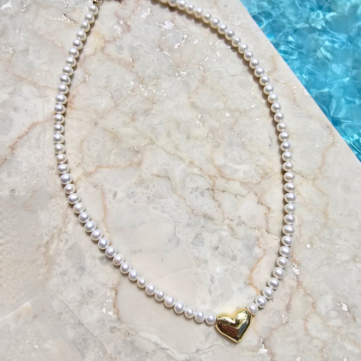 Love Necklace in Freshwater Pearl