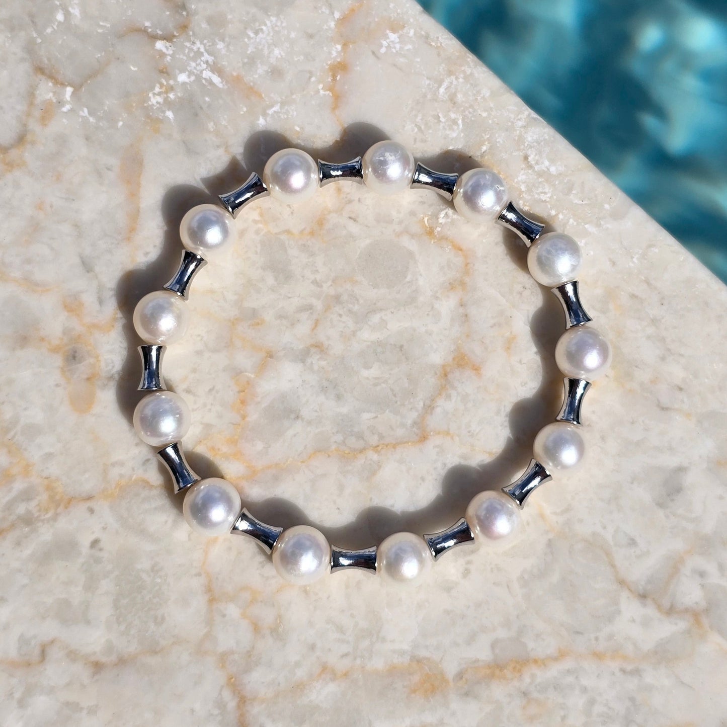 Luxe Pearl Bracelet