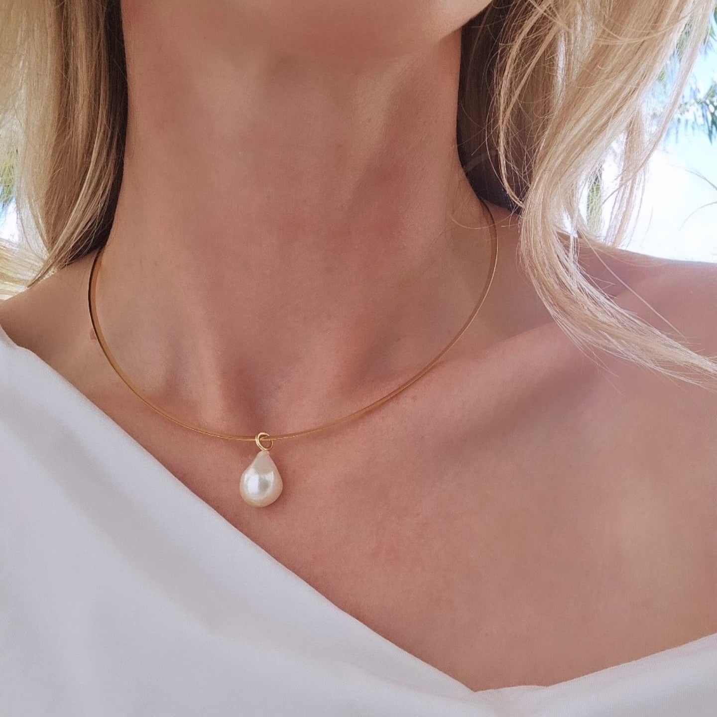 Baroque Pearl Collar Necklace