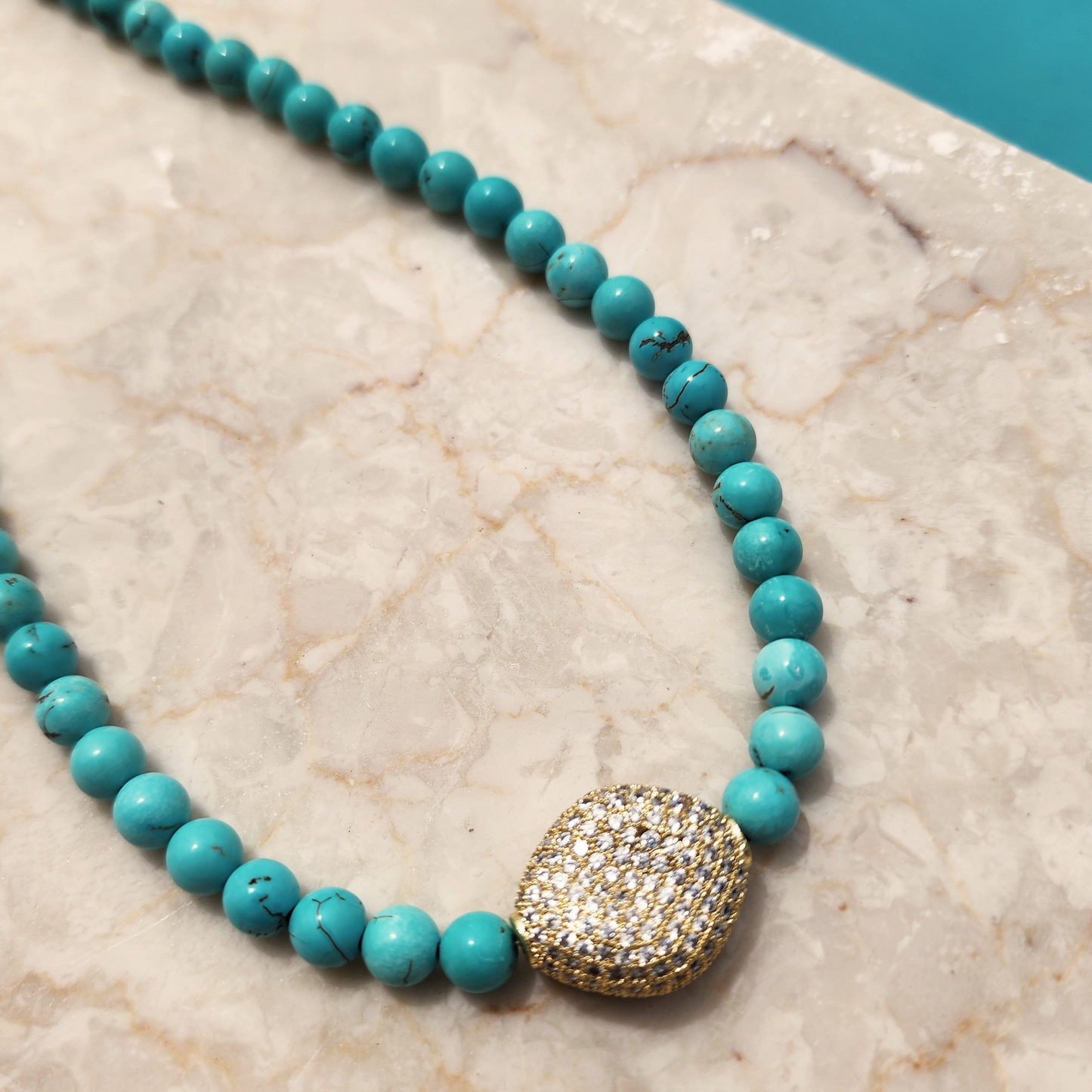 Pebble Necklace in Turquoise
